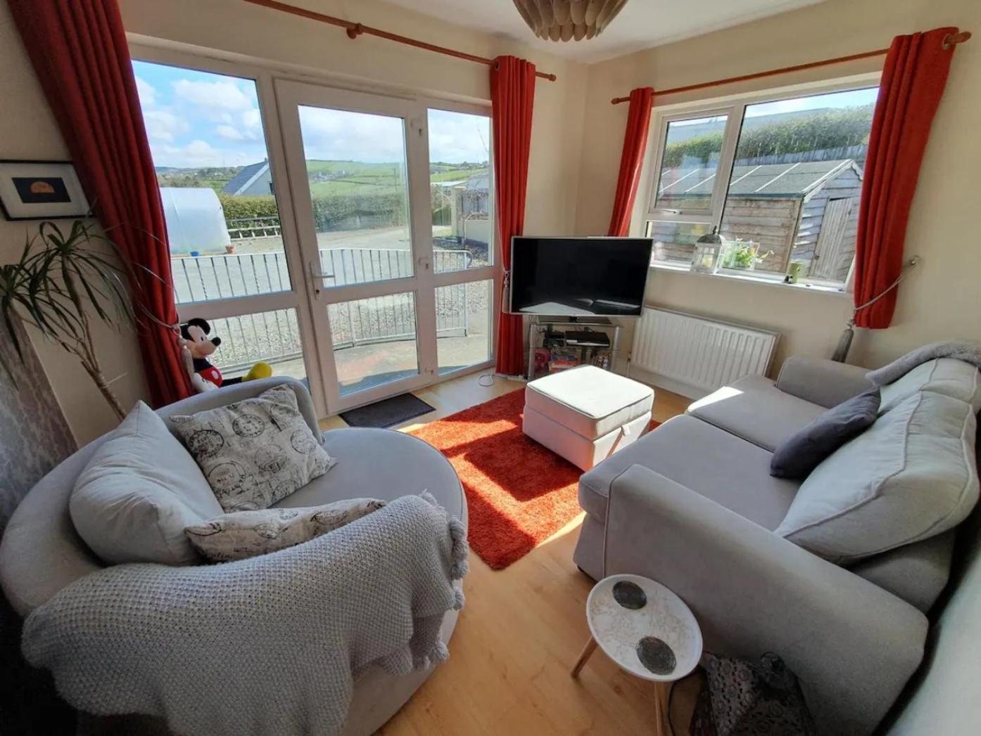 Quiet 2-Bedroom Buncrana Home Luaran gambar